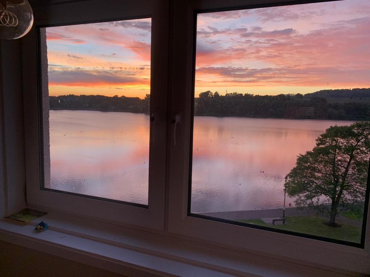 Scandi Style Apartment With Stunning Views Linlithgow Esterno foto